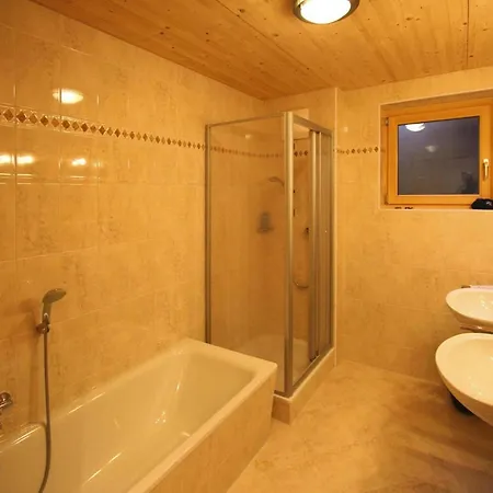 Chalet In Koenigsleiten Near Hohe Tauern, Cleaning Included Konigsleiten